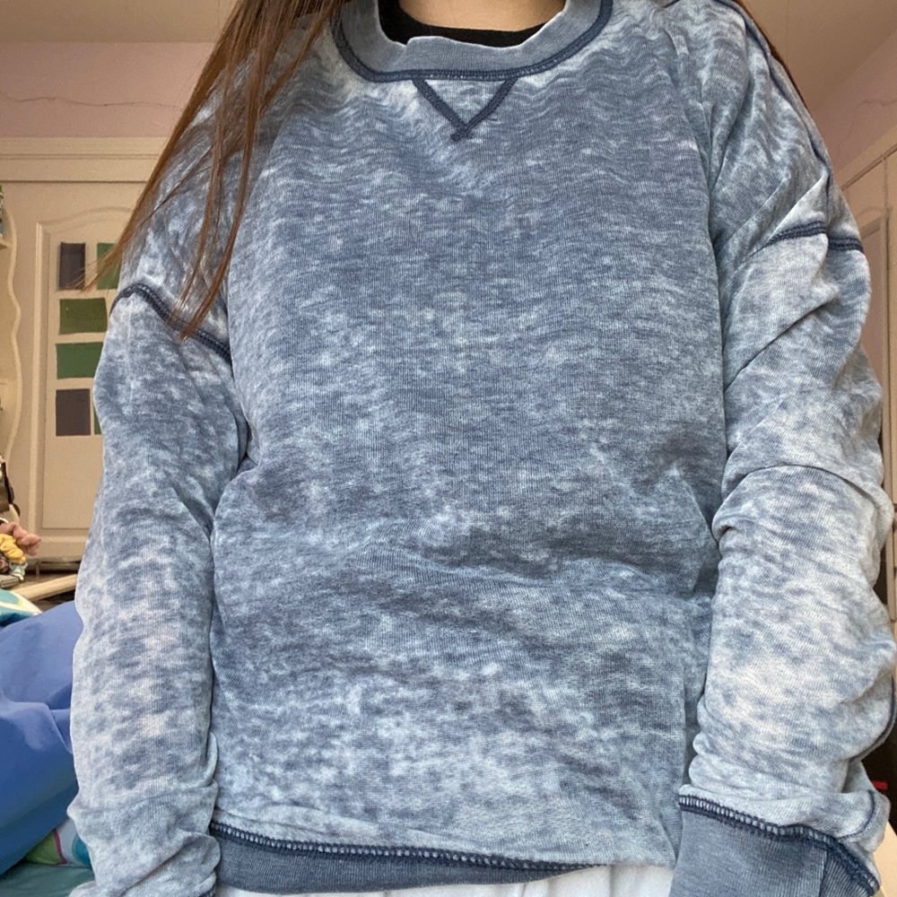 Distressed Long-Sleeve